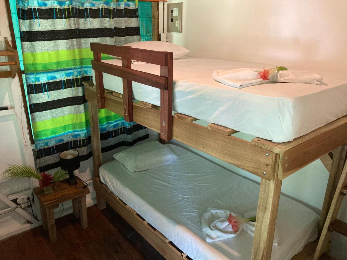 Puerto Viejo de Talamanca La Ruka Hostel מראה חיצוני תמונה