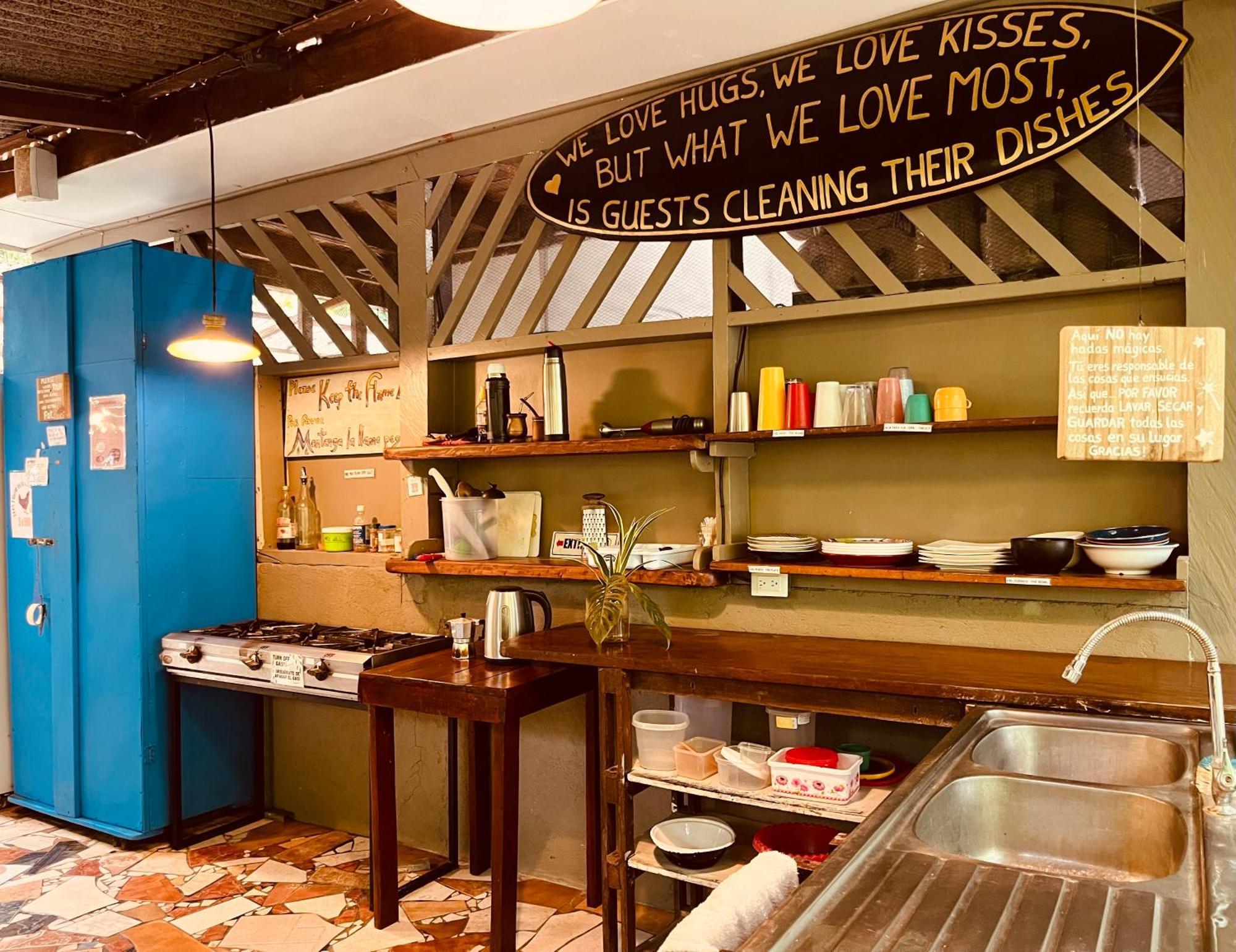 Puerto Viejo de Talamanca La Ruka Hostel מראה חיצוני תמונה